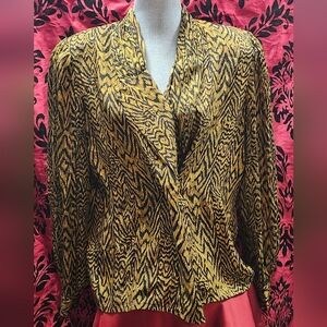 Chic Women's Gold and Black Blazer